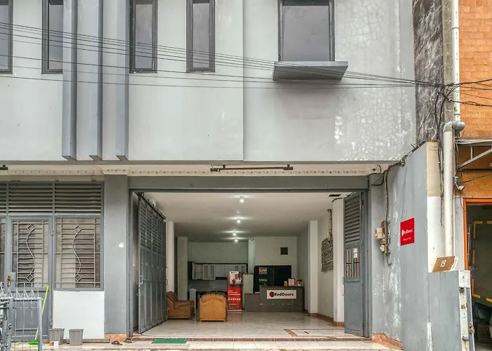 Reddoorz Near Duta Merlin Jakarta